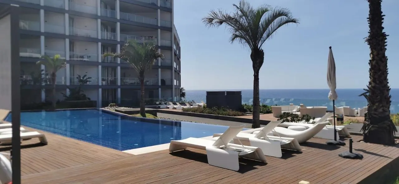 Apartment Suite Bm - 3 Pools-Gym-Ac-Huge Balcony Sea View Funchal