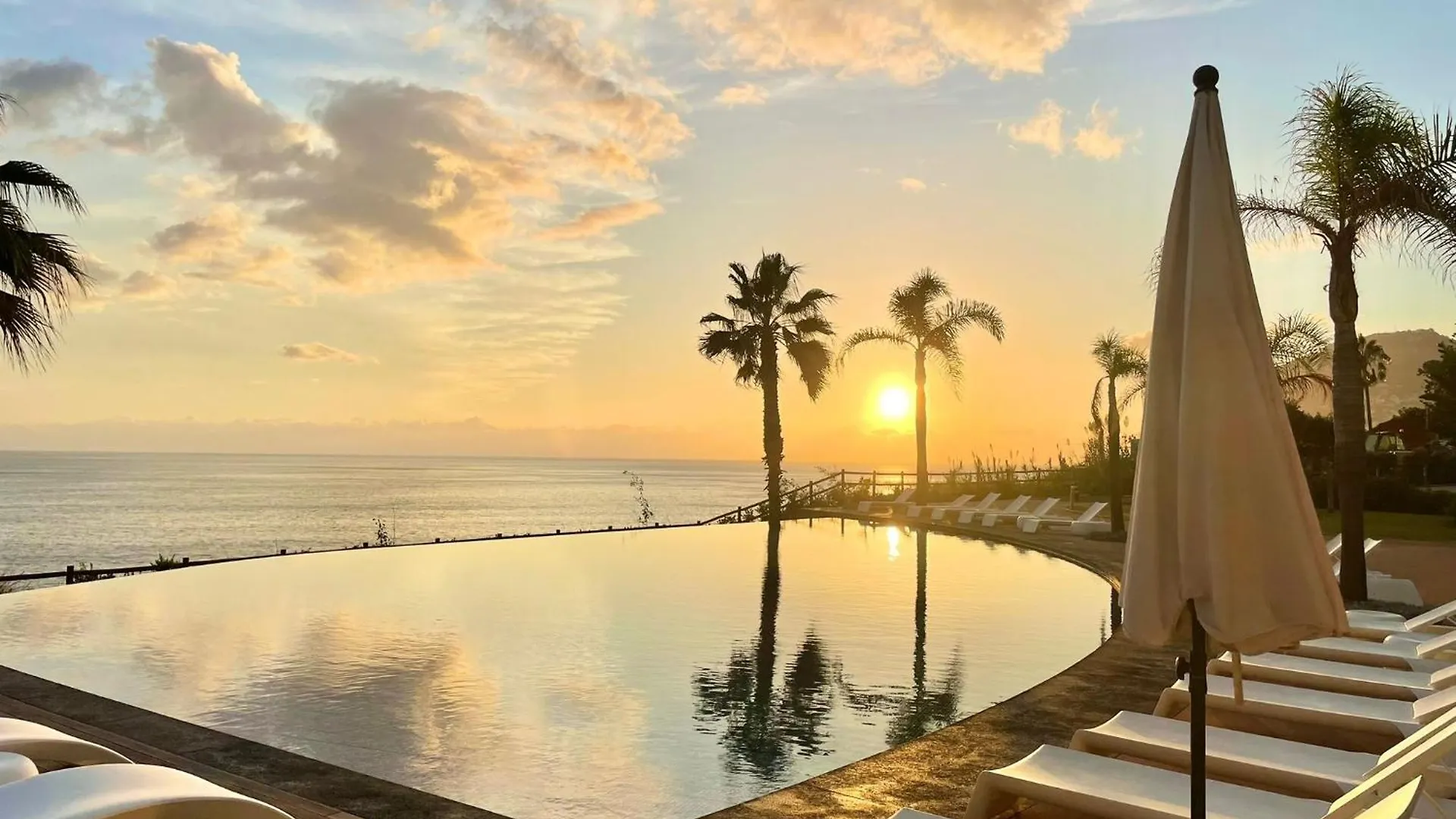 Suite Bm - 3 Pools-Gym-Ac-Huge Balcony Sea View Funchal  Portugal